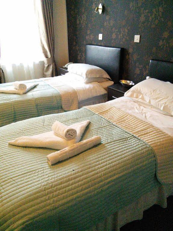 The Market Inn Hotel 캐슬더글러스 외부 사진